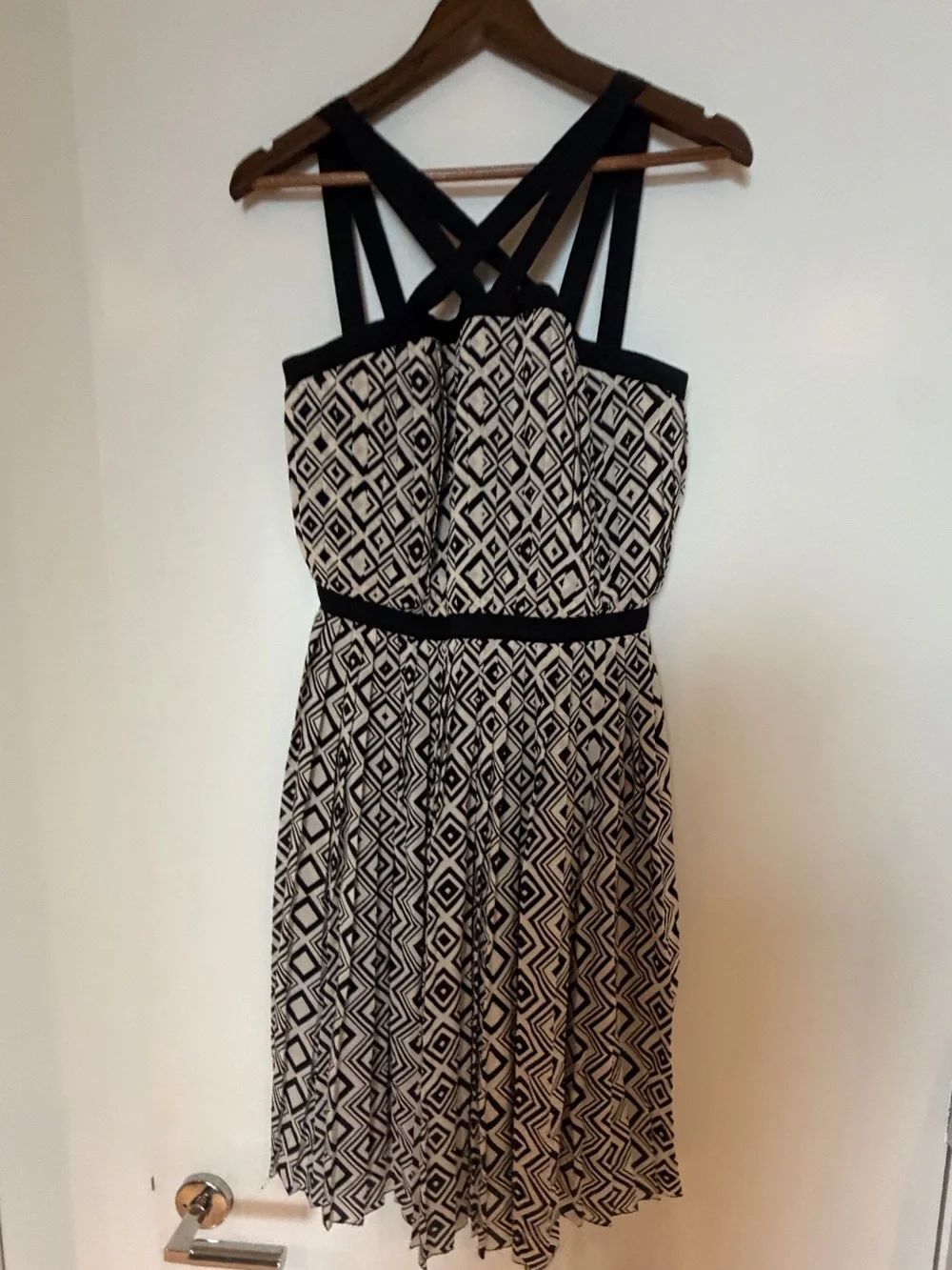 MARTIN GRANT Black and Cream Geometric One-Shoulder Strap Dress
